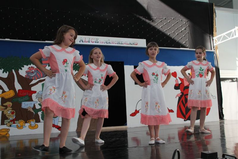 tl_files/Dateien/Fotos/2012 Alice im Maerchenland 8.jpg